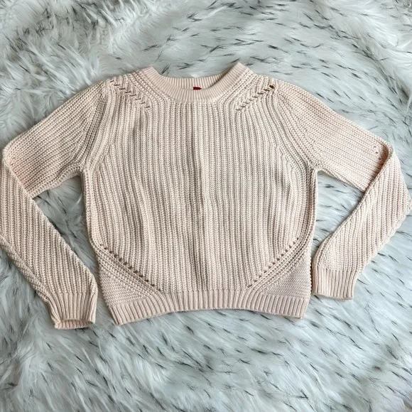 Light pink / peach knitted cropped sweater - Picture 2 of 5